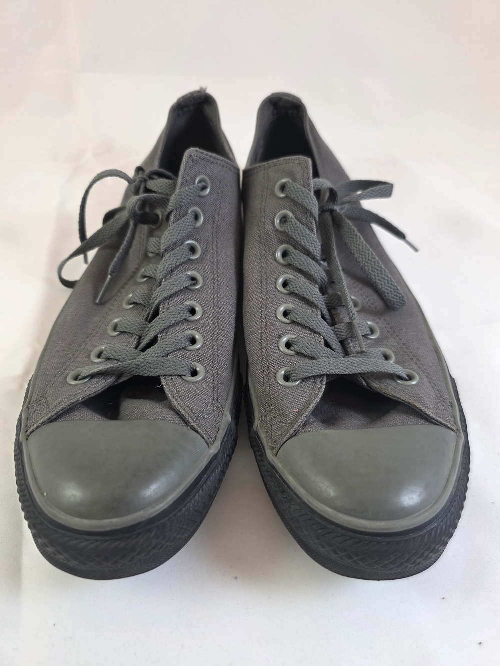 Converse All Stars Men's Low-Top Canvas Sneakers in Gray